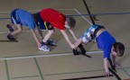 Acrobatie avec partenaire: Mille-pattes À l'article: Acrobatie avec partenaire: Mille-pattes