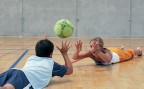 À l'article: Petits jeux de ballons: Rase-mottes
