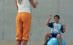 À l'article: Petits jeux de ballons: Equilibriste