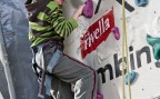À l'article: Escalade sportive: Un mur en tournée