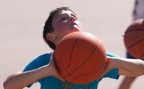 À l'article: Petits jeux de ballons: Lancer et attraper