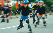 Sport su ruote e rotelle: Una questione di tecnica e di equipaggiamento giusto Sport su ruote e rotelle: Una questione di tecnica e di equipaggiamento giusto