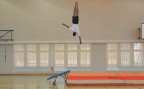 Zum Artikel: Minitrampolin: Salto mit halber Drehung