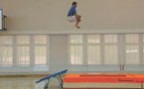 Zum Artikel: Minitrampolin: Hocksprung