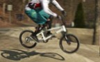 À l'article: Pumptrack: Saut simple
