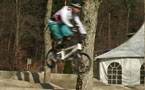 Vai all'articolo: Pumptrack: Salto sopra due dossi
