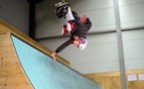 Zum Artikel: Off-Snow-Training – Snowboard und Ski Freestyle: Bewegungsverwandschaften entdecken