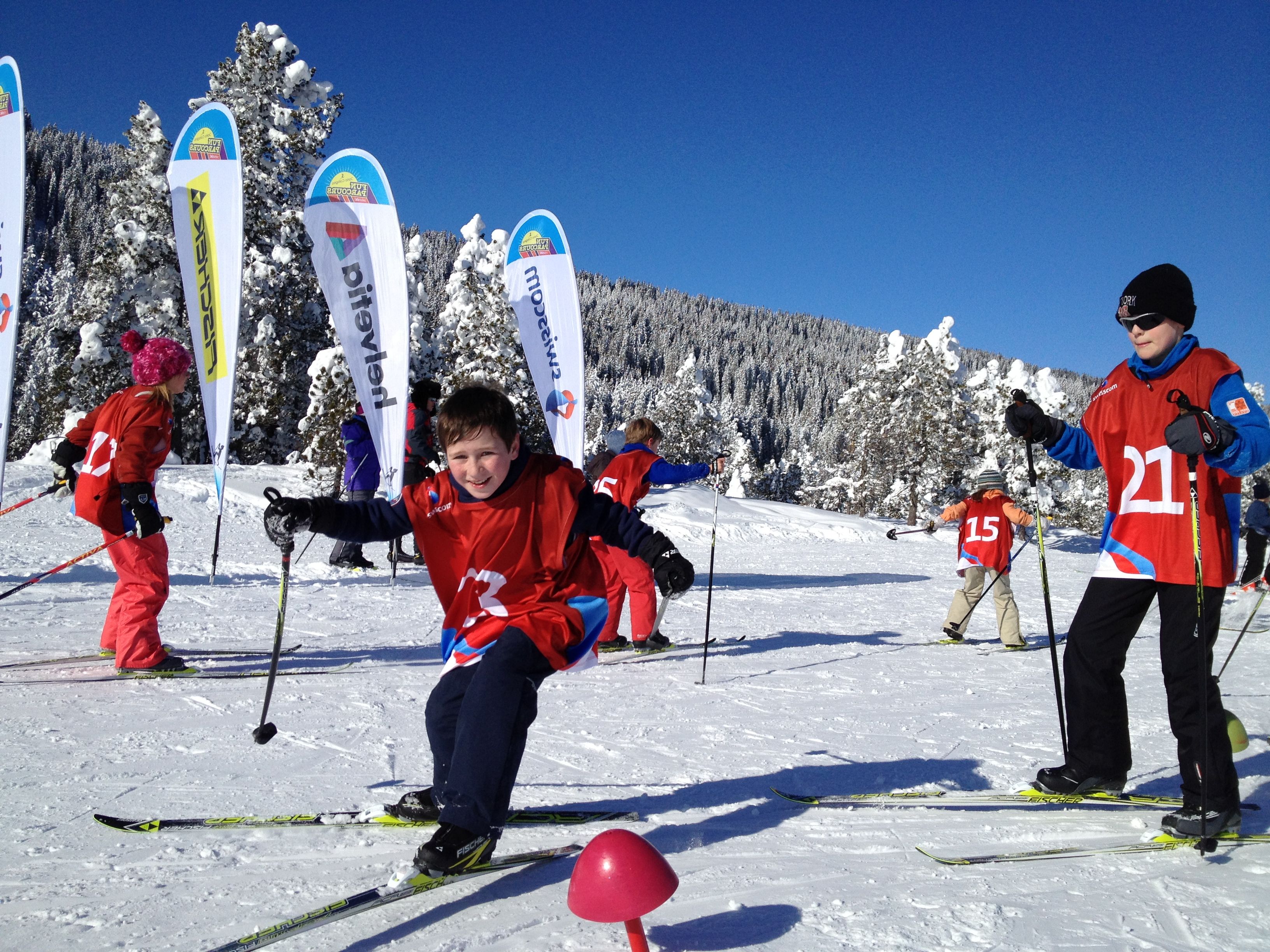 Ski de fond Positionner Jeux Parcours/Skicross » mobilesport.ch Ski de fond Positionner Jeux Parcours/Skicross » mobilesport.ch
