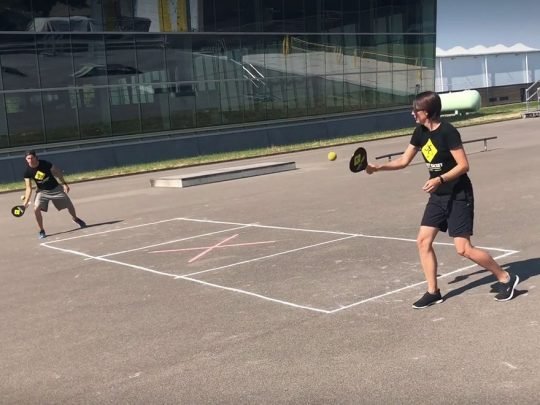 Coole Ballspiele – Schlägis: Street Racket » mobilesport.ch