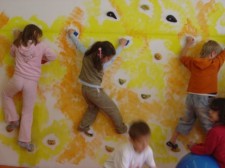 Bewegter Kindergarten: Spielwert zwischen Sicherheit und Risiko