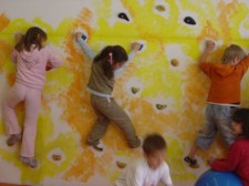 Asilo in movimento: Fra sicurezza e rischi