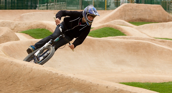 Pumptrack: In bicicletta senza pedalare » mobilesport.ch
