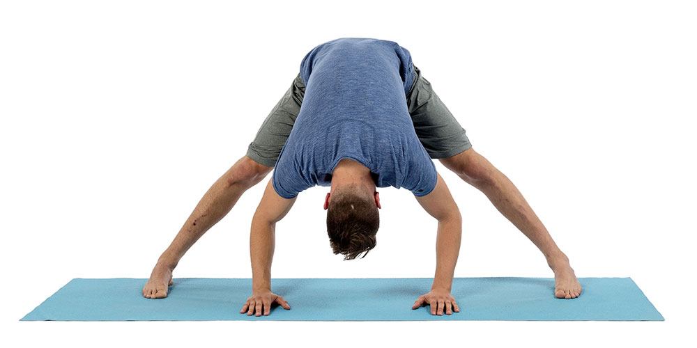 Yoga Debout (P1) Flexion avant avec les jambes écartées » mobilesport.ch Yoga Debout (P1) Flexion avant avec les jambes écartées » mobilesport.ch