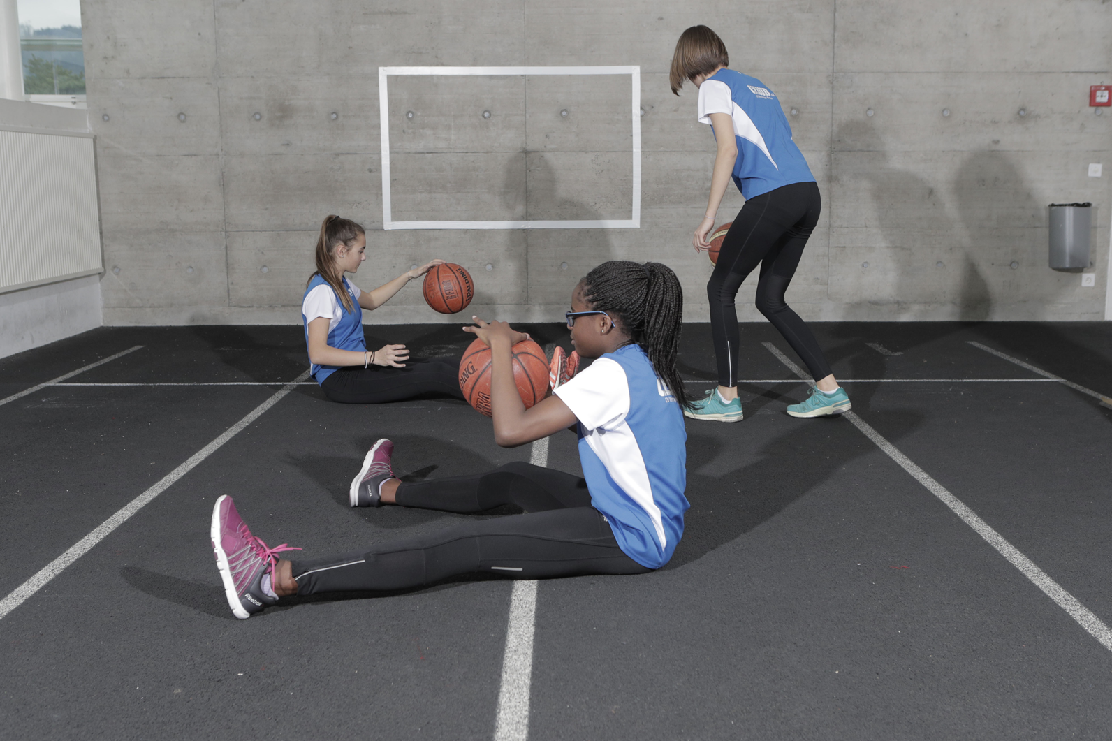 Zielgerichtet vorbereitet Koordination Ball prellen » mobilesport.ch