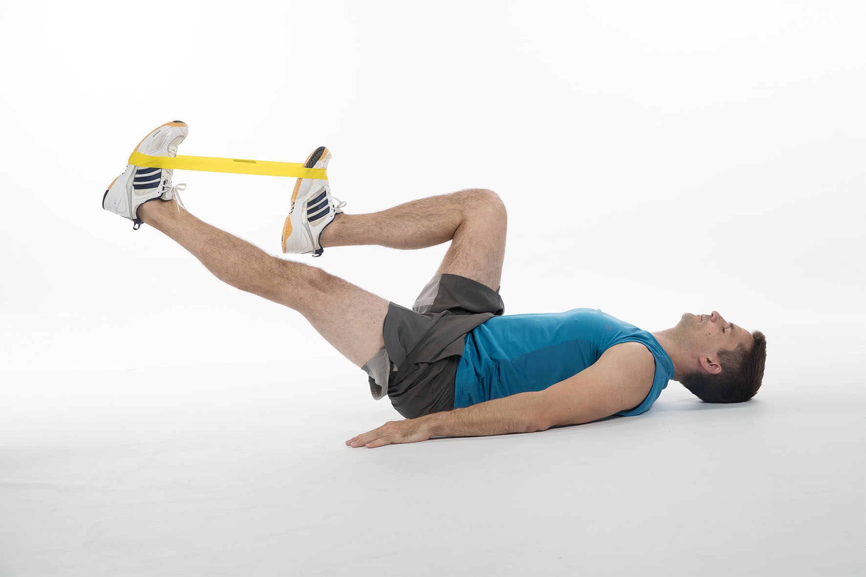 Training Mit Hilfsmitteln Mini Band Beinstrecken Switch Mobilesport Ch