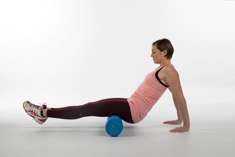 Allenamento con attrezzi − Foam roller Parte posteriore della coscia