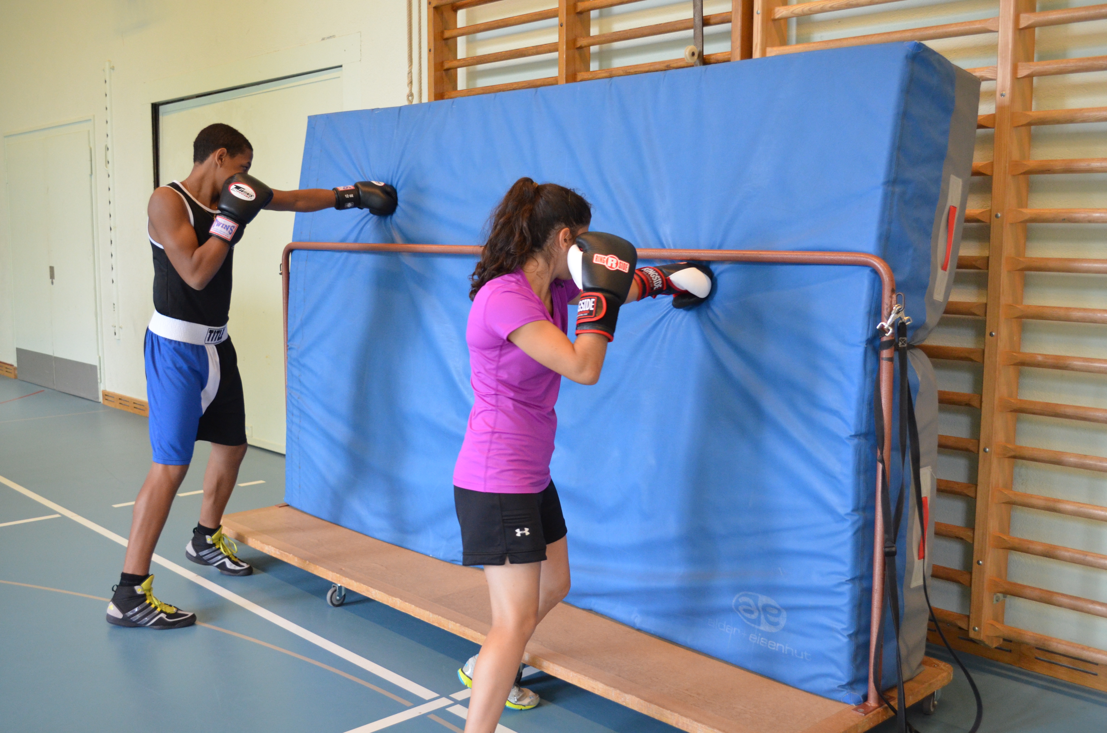 LightContact Boxing Technik Schläge » mobilesport.ch